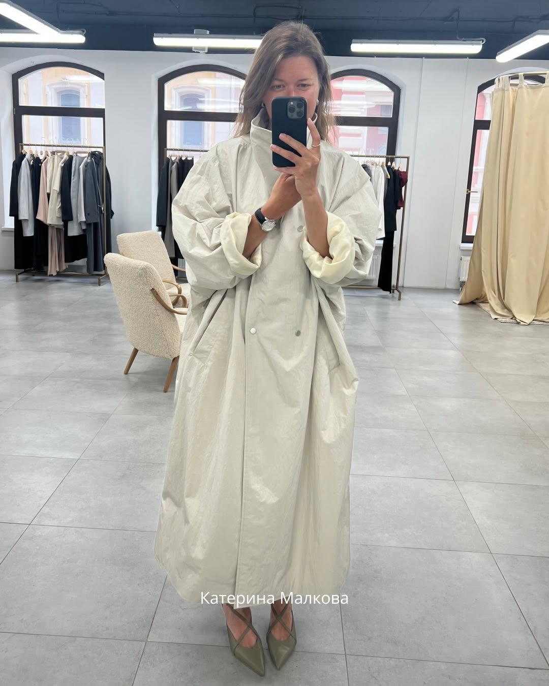 오프 화이트 오버사이즈 롱 트렌치 코트 여성 하이 스탠 - Off White Belt 리뷰 및 가격